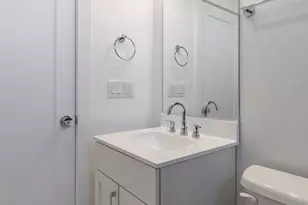 710 N 16th St, Philadelphia, PA 19130 - Photo 10