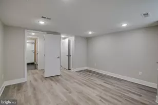 2017 N College Ave, Philadelphia, PA 19121 - Photo 16