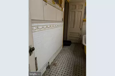 821 S 49th Street, Philadelphia, PA 19143 - Photo 26