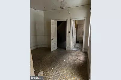 821 S 49th Street, Philadelphia, PA 19143 - Photo 32