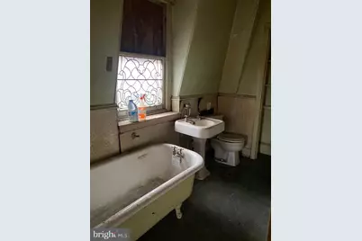 821 S 49th Street, Philadelphia, PA 19143 - Photo 28