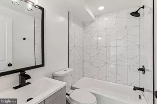 1010 W Arizona St, Philadelphia, PA 19133 - Photo 18