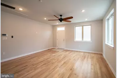 1713 S 20th Street #1, Philadelphia, PA 19145 - Photo 4