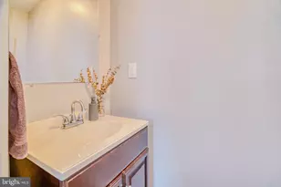 320 Hermitage St, Philadelphia, PA 19128 - Photo 26