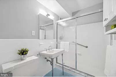 220 W Rittenhouse Square #6F, Philadelphia, PA 19103 - Photo 24