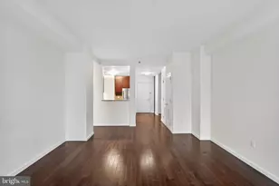 1425 Locust St, Philadelphia, PA 19102 - Photo 6