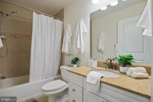 1708 Pine St, Philadelphia, PA 19103 - Photo 16