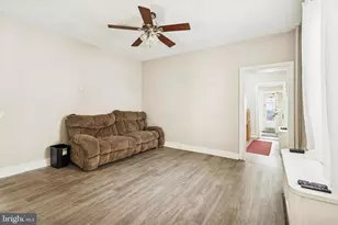 352 Carson St, Philadelphia, PA 19128 - Photo 8