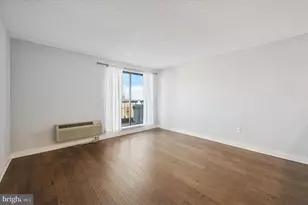 200 Lombard St, Philadelphia, PA 19147 - Photo 8