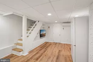 323 S Camac St, Philadelphia, PA 19107 - Photo 30