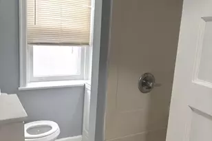 533 Robbins St, Philadelphia, PA 19111 - Photo 8