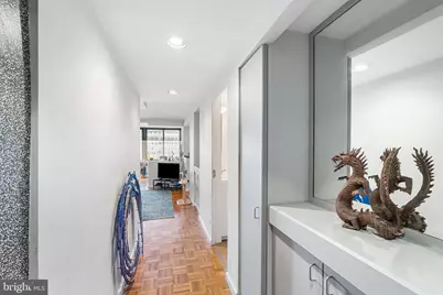 604 S Washington Square #1106, Philadelphia, PA 19106 - Photo 12