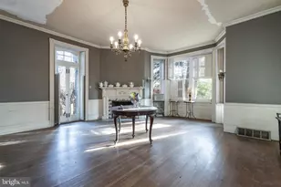 8221 Seminole St, Philadelphia, PA 19118 - Photo 10