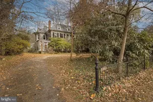 8221 Seminole St, Philadelphia, PA 19118 - Photo 8