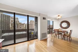 1326 Spruce St, Philadelphia, PA 19107 - Photo 4