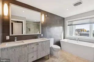 719 S 20th St, Philadelphia, PA 19146 - Photo 36