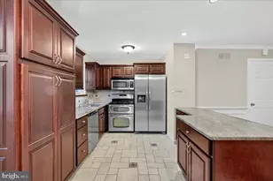 9865 Garvey Dr, Philadelphia, PA 19114 - Photo 8