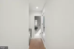 616 N Brenna Walk, Philadelphia, PA 19123 - Photo 32