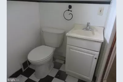 2536 S Philip Street, Philadelphia, PA 19148 - Photo 8