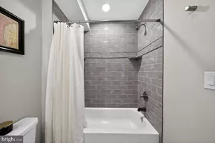 2247 Wilder St, Philadelphia, PA 19146 - Photo 18