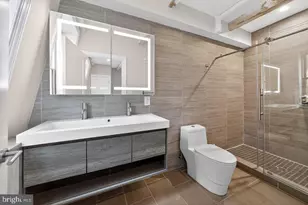 236 S 21st St, Philadelphia, PA 19103 - Photo 18