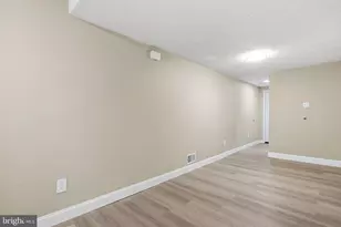 1519 W Thompson St, Philadelphia, PA 19121 - Photo 10