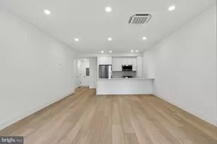 2007 Cambridge St, Philadelphia, PA 19130 - Photo 8