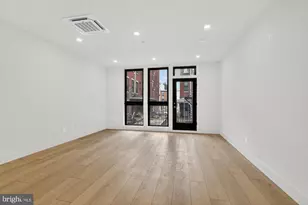 2007 Cambridge St, Philadelphia, PA 19130 - Photo 6