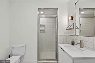 2007 Cambridge St, Philadelphia, PA 19130 - Photo 16