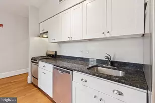 1955 Locust St, Philadelphia, PA 19103 - Photo 6