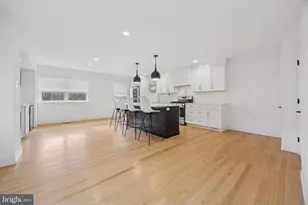 833 Green Valley Dr, Philadelphia, PA 19128 - Photo 6