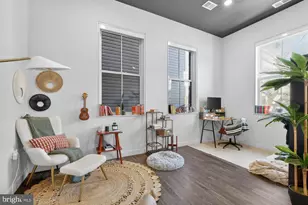 525 N 41st St, Philadelphia, PA 19104 - Photo 10