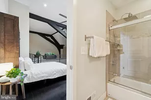 1722 Mt Vernon St, Philadelphia, PA 19130 - Photo 8