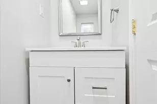 828 Leland St, Philadelphia, PA 19130 - Photo 10