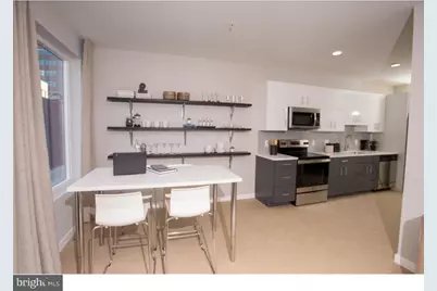 121 N 2nd Street #411, Philadelphia, PA 19106 - Photo 4