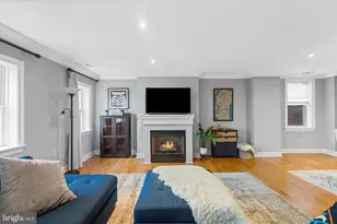 1615 Spruce St, Philadelphia, PA 19103 - Photo 4