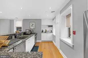 1615 Spruce St, Philadelphia, PA 19103 - Photo 8