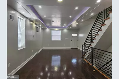 1555 S Hollywood Street, Philadelphia, PA 19146 - Photo 2