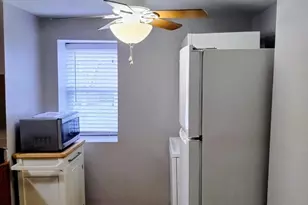 2437 Grays Ferry Ave, Philadelphia, PA 19146 - Photo 10