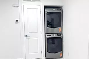 781 S 3rd St, Philadelphia, PA 19147 - Photo 8