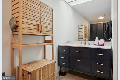 1100 Vine Street #1409, Philadelphia, PA 19107 - Photo 16