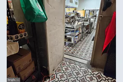 6208 Woodland Avenue, Philadelphia, PA 19142 - Photo 1