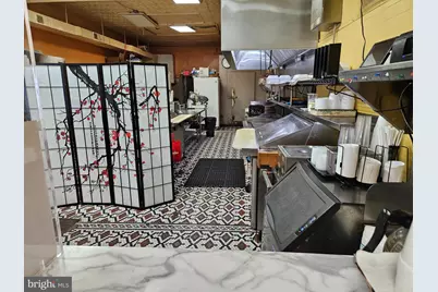 6208 Woodland Avenue, Philadelphia, PA 19142 - Photo 10