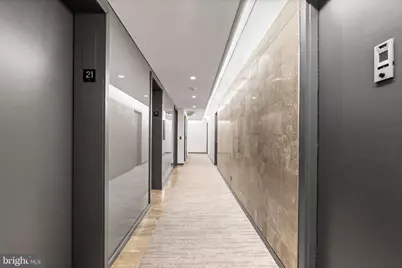 210 Locust Street #21E, Philadelphia, PA 19106 - Photo 12