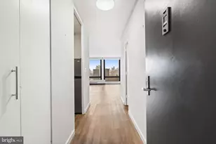 210 Locust St, Philadelphia, PA 19106 - Photo 14