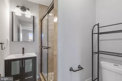 2208 S 5th Street, Philadelphia, PA 19148 - Photo 26