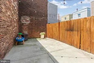 2208 S 5th St, Philadelphia, PA 19148 - Photo 12