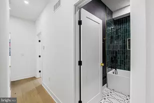 17 E Columbia Ave, Philadelphia, PA 19125 - Photo 18