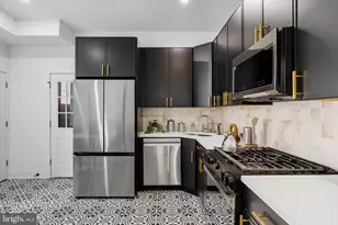 17 E Columbia Ave, Philadelphia, PA 19125 - Photo 10