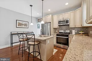 253 Hermitage St, Philadelphia, PA 19127 - Photo 10